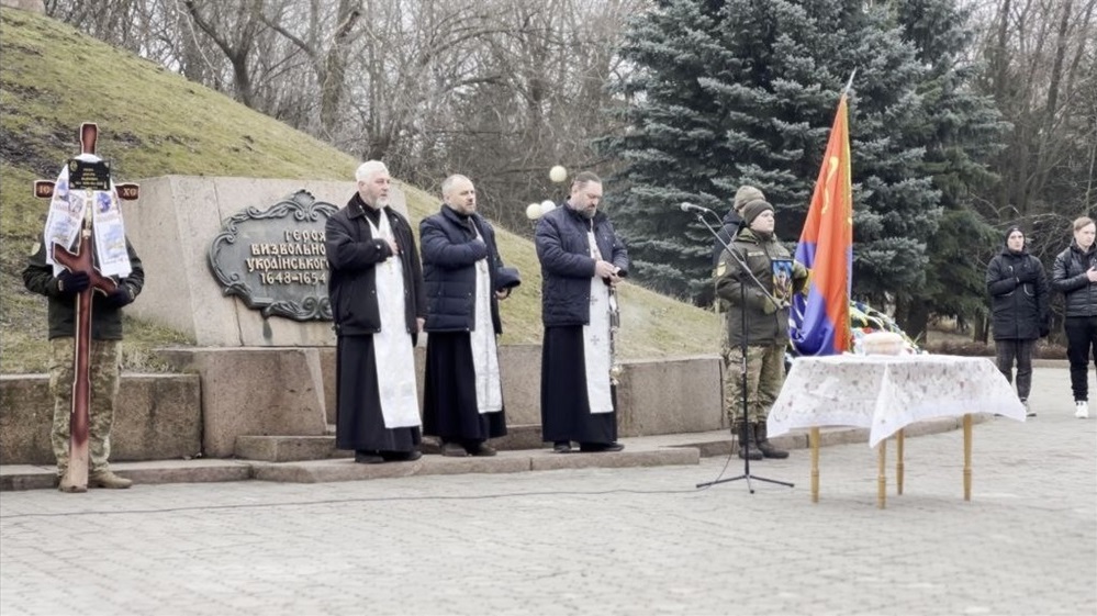 У Жовтих Водах провели в останню путь 22-річного солдата Збройних Сил Дмитра Росича