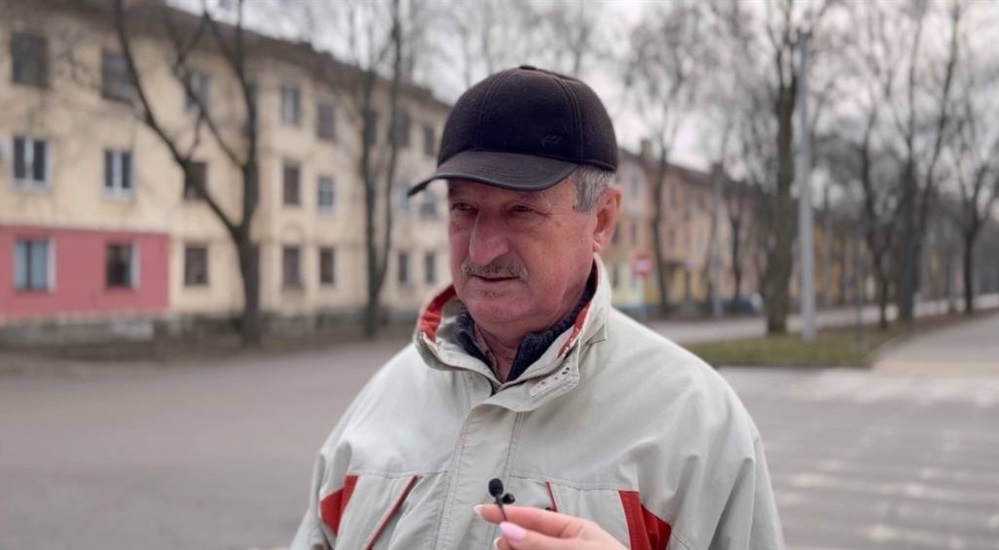 Василь, 70 років, не працює