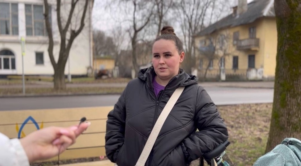 Олена, 28 років, 
