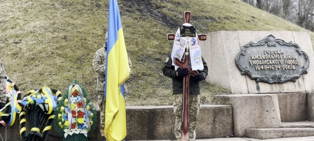 У Жовтих Водах провели в останню путь 22-річного солдата Збройних Сил Дмитра Росича