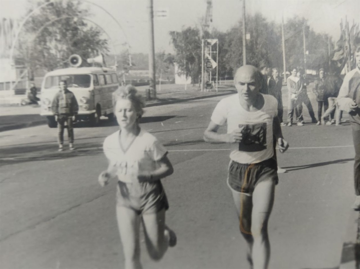Лариса  під час забігу 1988 рік