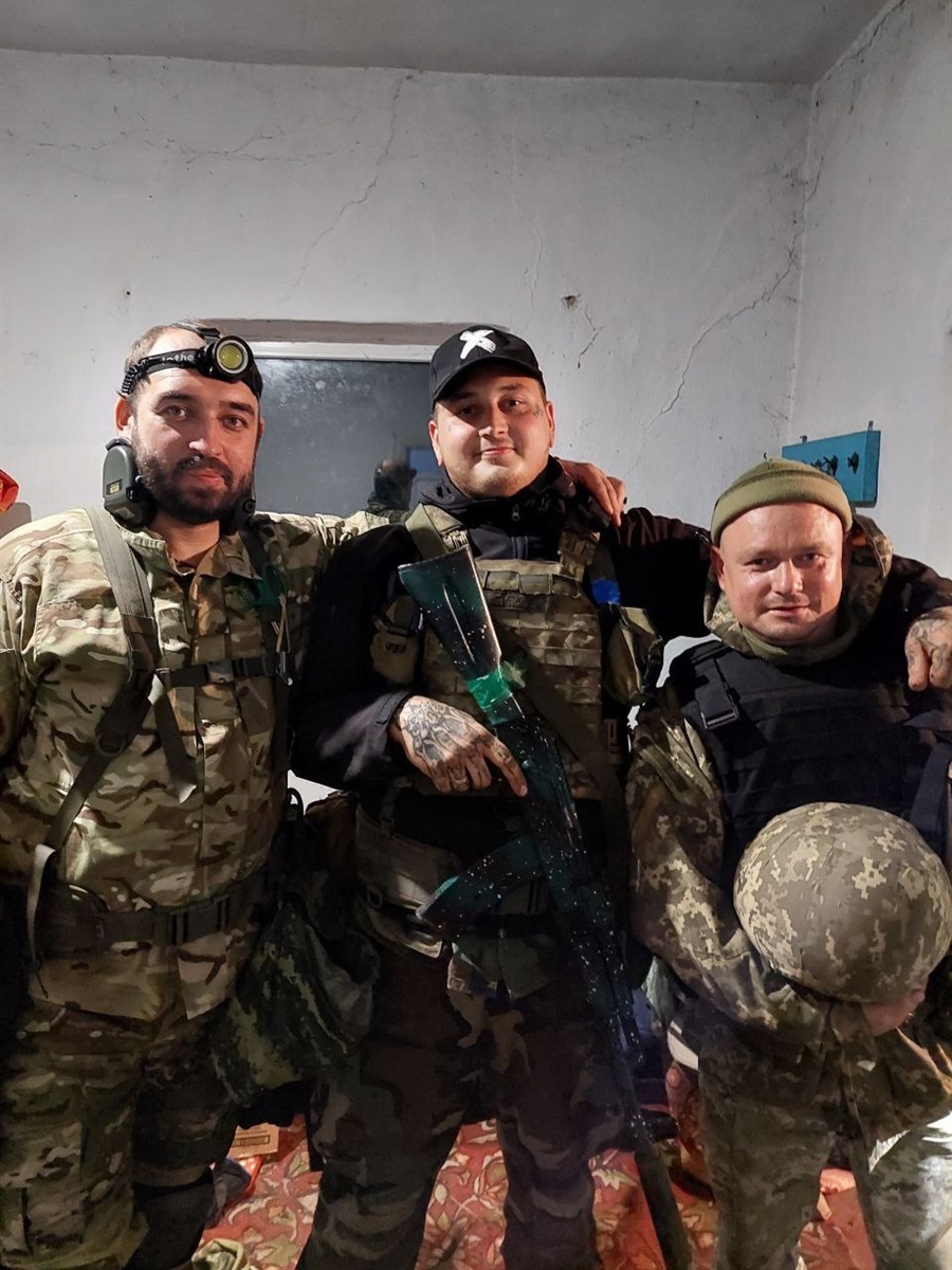 Сергій Супрун з побратимами