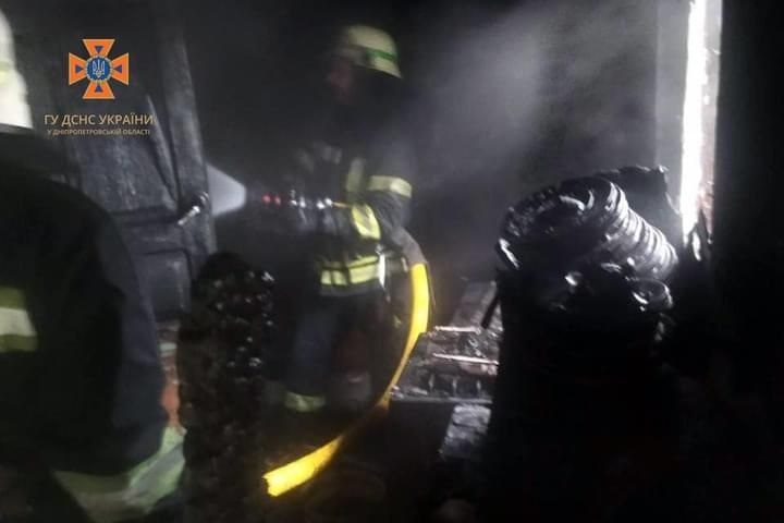 Пожежа  всередині одноповерхового житлового будинку у Жовтих Водах