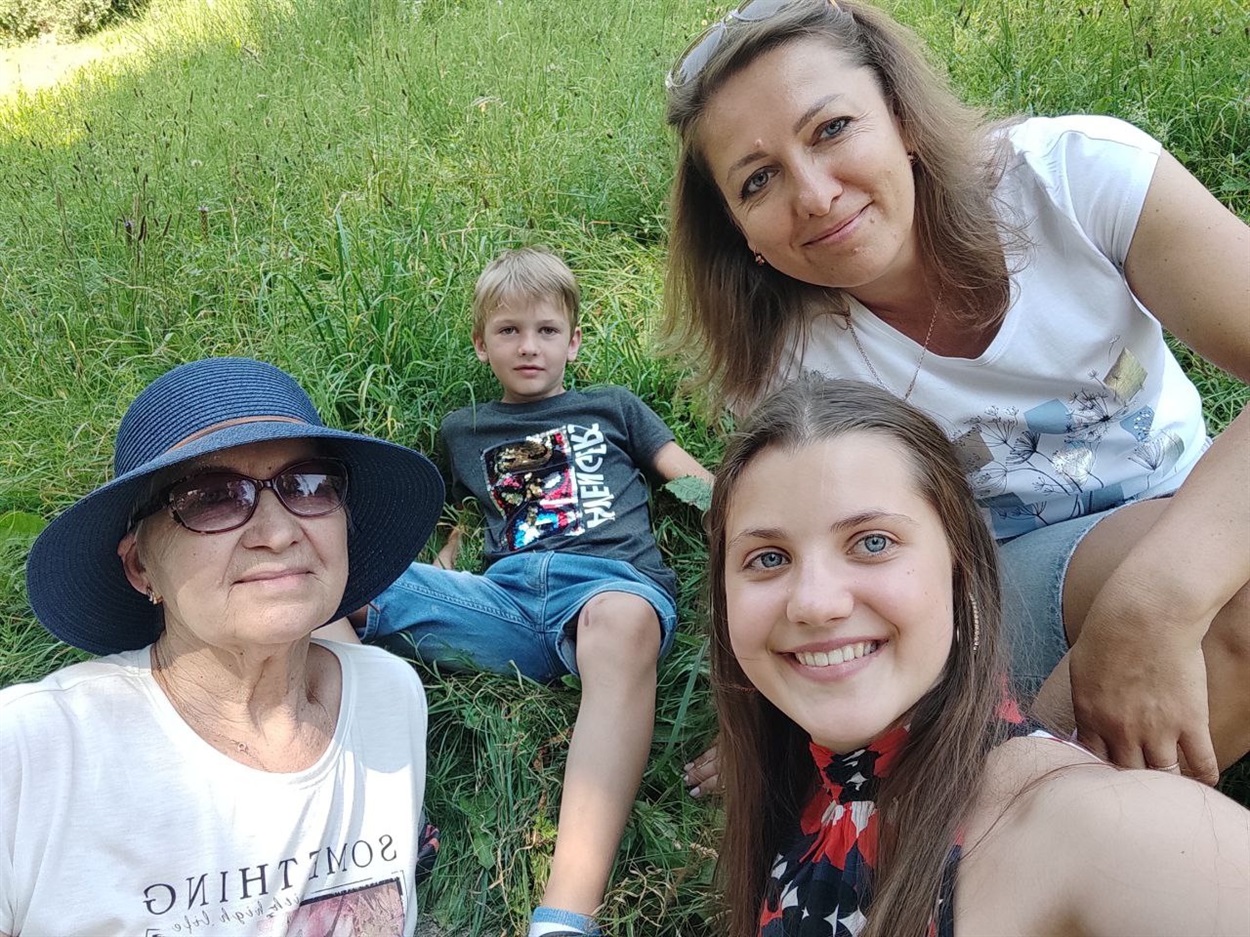 Тетяна з родиною