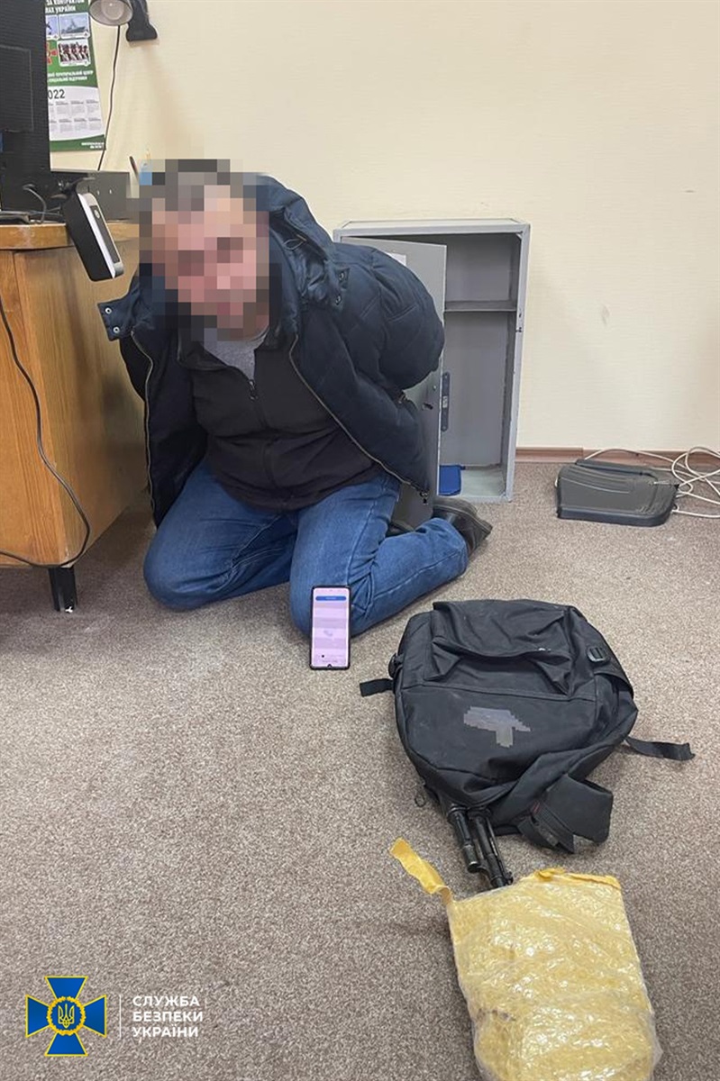 За матеріалами CБУ до 14,5 років ув’язнення засуджено «крота», що працював на російські спецслужби