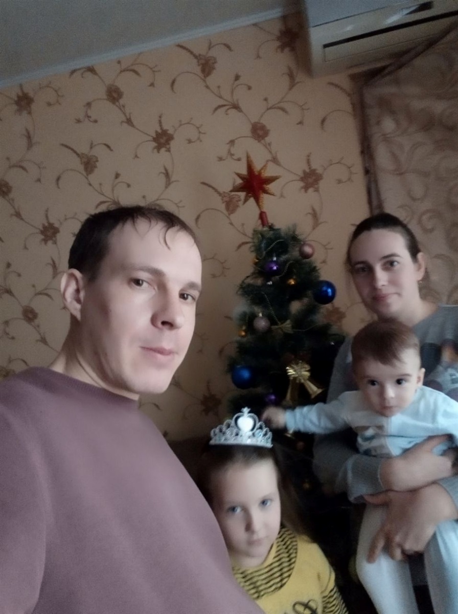 Сім'я Воронових у Жовтих Водах