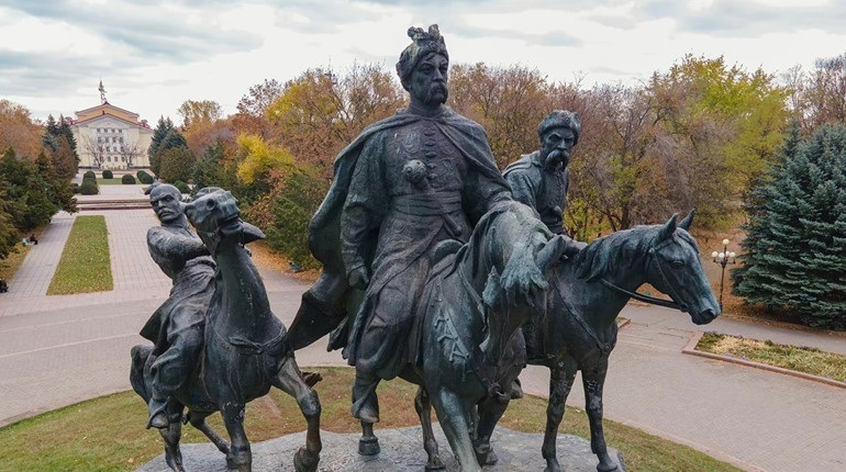Героям Визвольної війни українського народу 1648–1654 рр. у Жовтих Водах