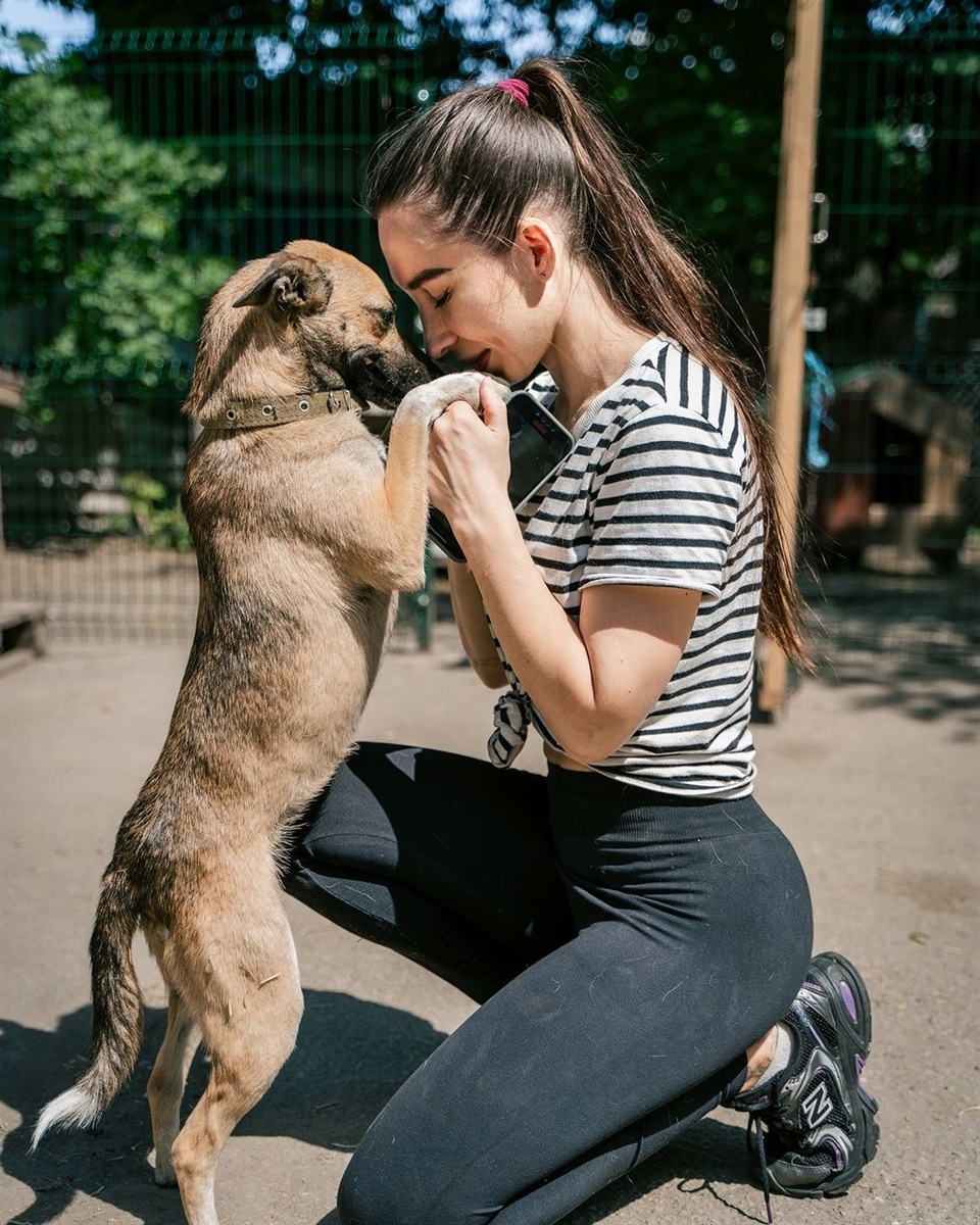 Вікторія з Джессі, що нині шукає родину
