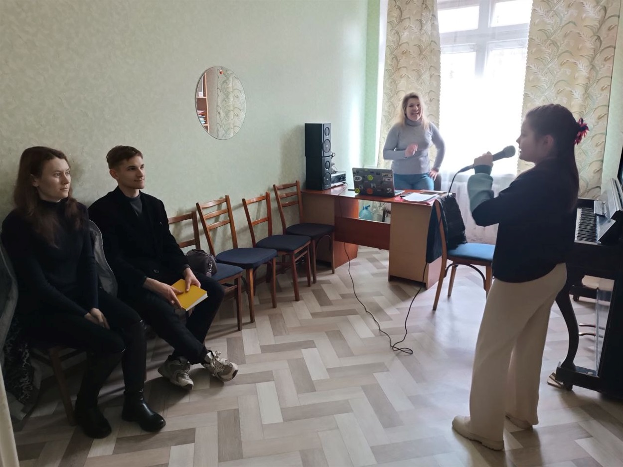 Дмитро Костюк  в музичній школі