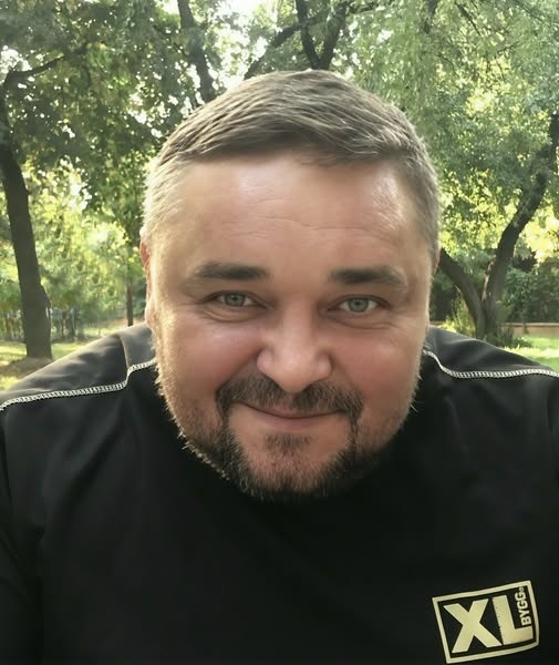 Максим Гончарук