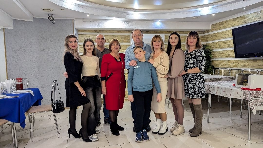 Анастасія Кіденко з родиною