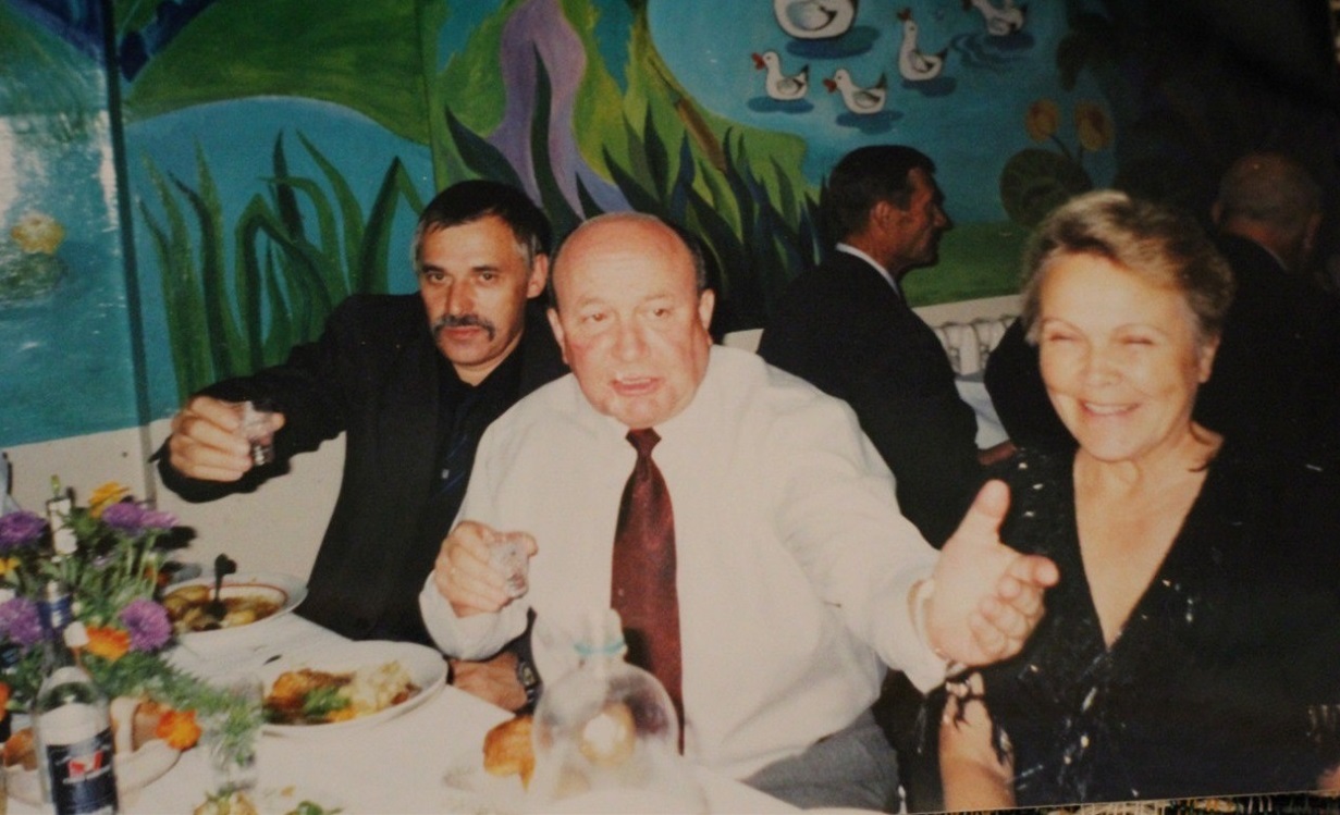 60-річчя Едуарда Ханіса. 2000 рік